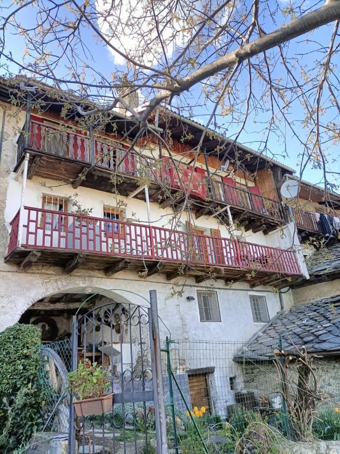 Maison Du Mont Aosta Exterior foto
